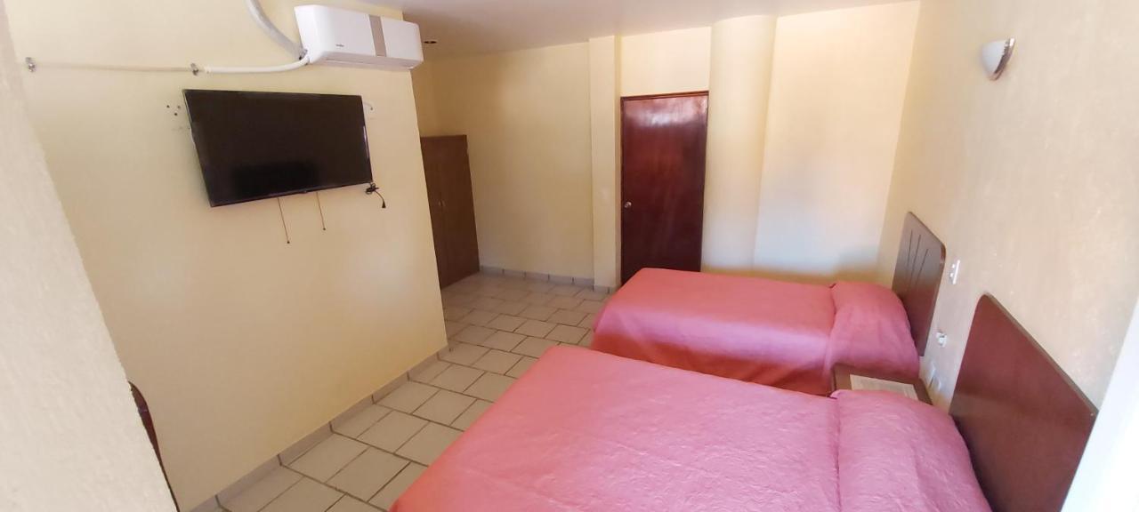 Hotel Real Tasquillo Bagian luar foto