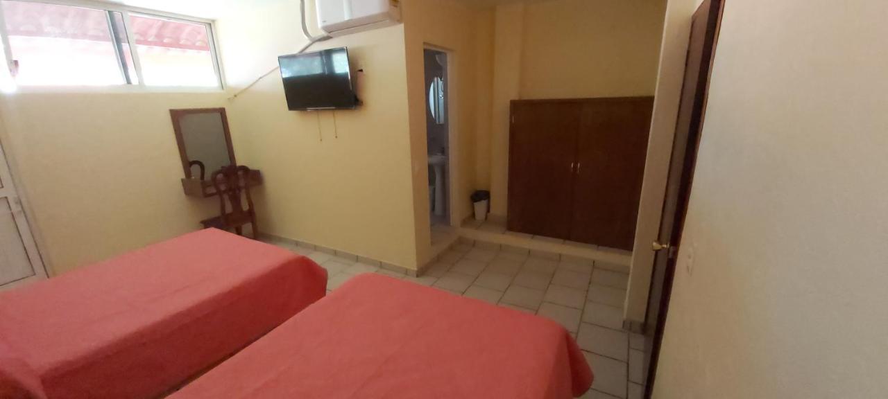 Hotel Real Tasquillo Bagian luar foto