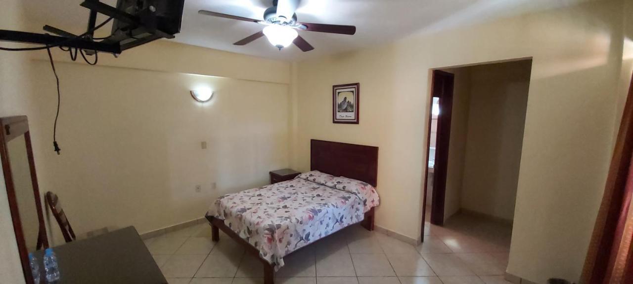Hotel Real Tasquillo Bagian luar foto