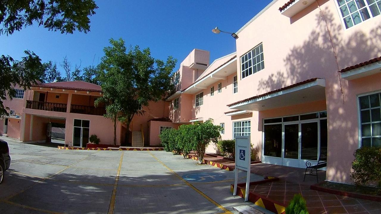 Hotel Real Tasquillo Bagian luar foto